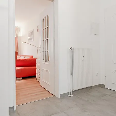 Apartment Kastanienallee 3